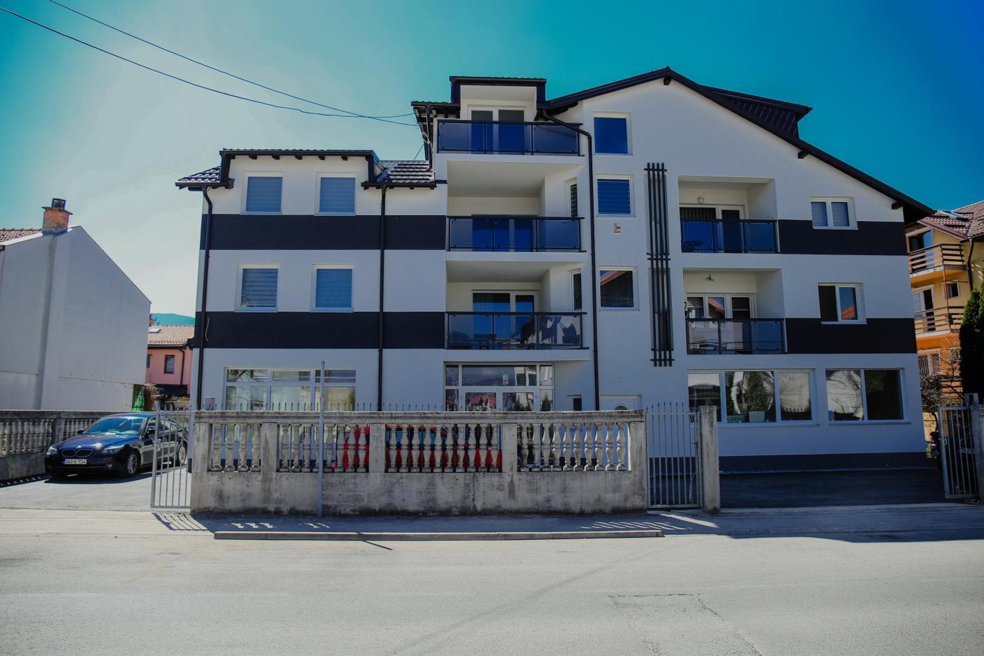 Deluxe Apartments 塞拉耶佛 外观 照片