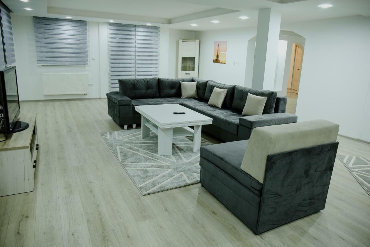 Deluxe Apartments 塞拉耶佛 外观 照片