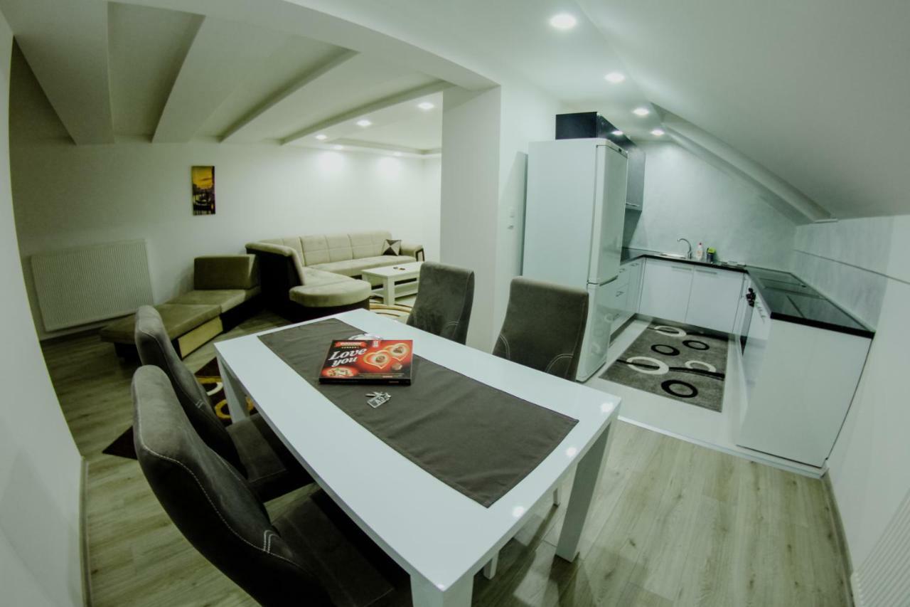 Deluxe Apartments 塞拉耶佛 外观 照片