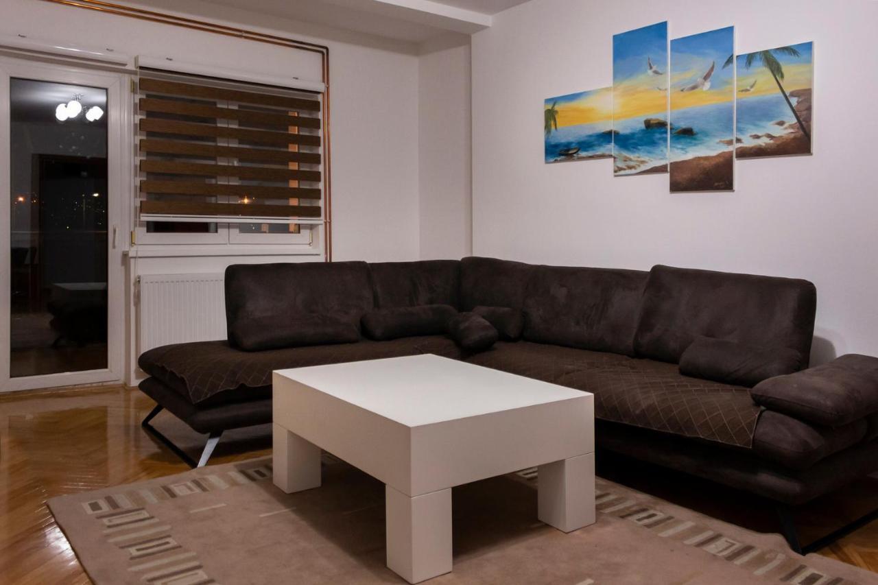 Deluxe Apartments 塞拉耶佛 外观 照片